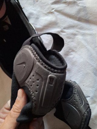 Espinilleras Nike T90 Fútbol
