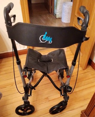 Andador aluminio con asiento y ruedas
