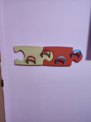 Perchero Infantil con Forma de Piezas de Puzzle