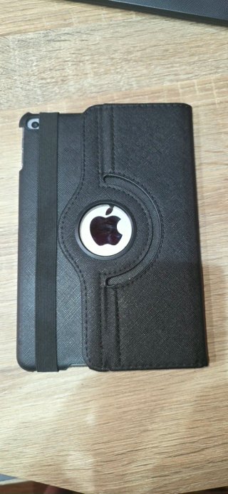 iPad mini 4 con funda