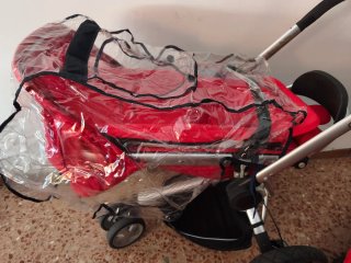 Carro de Bebé Quinny Rojo