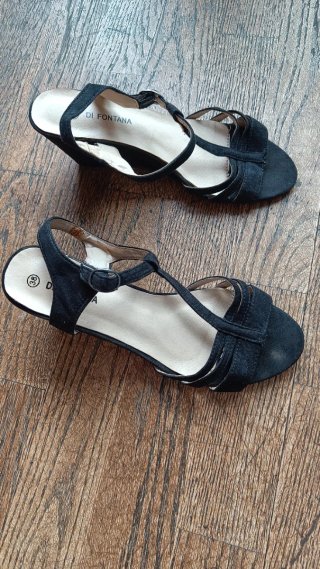 Sandalias Di Fontana cuña negras talla 38
