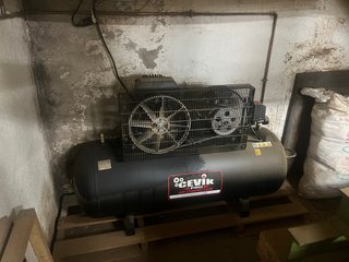 Compresor de Aire Cevik Pro 500 Litros