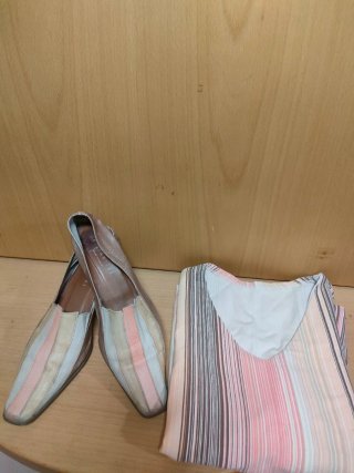 Blusa y Zapatos de Piel 39
