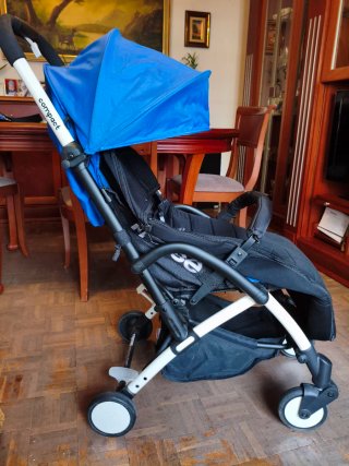 Sillita de paseo compacta azul