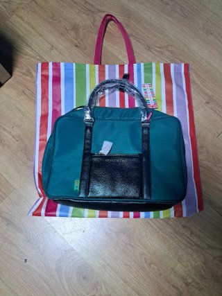 Bolso para portátil verde y negro
