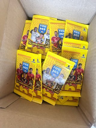 50 Paquetes Panini FIFA 365 Adrenalyn XL 2026