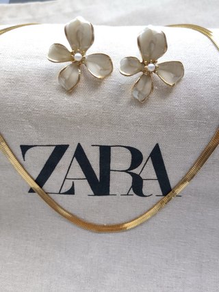 Conjunto Zara Collar y Pendientes Flor