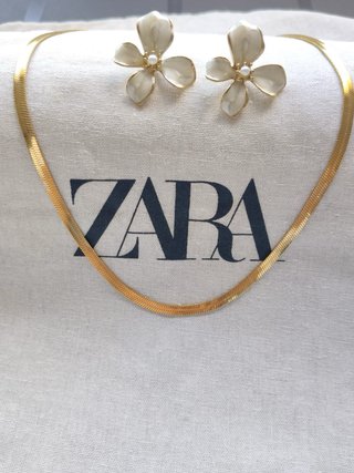 Conjunto Zara Collar y Pendientes Flor