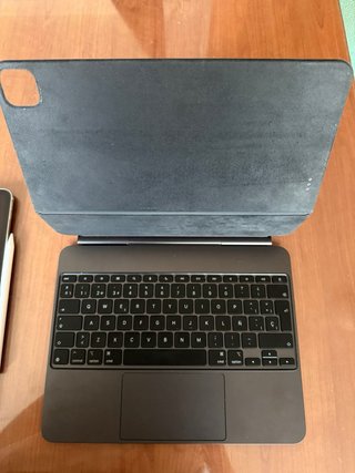iPad Pro M4 13” 512gb 5G + Magic Keyboard + Pencil
