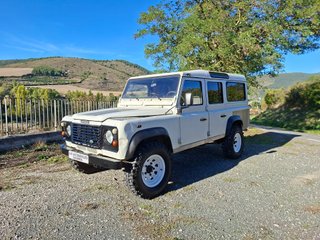 Land Rover Defender 2004