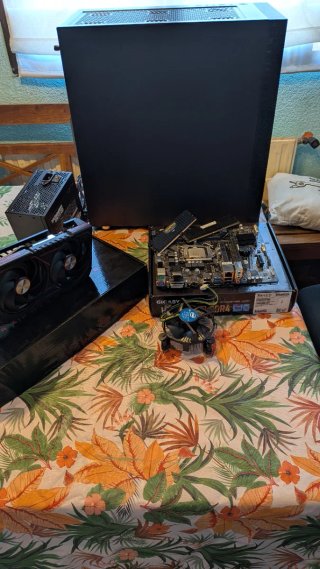 CPU RX 9060 (no xt) I5-10400F 2x8@2400 M2 256Gb