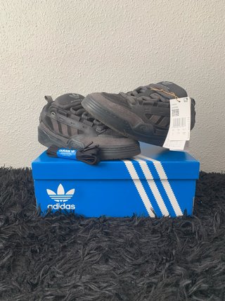 Zapatillas Adidas Adi2000 Negras y Grises