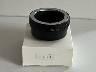 Adaptador Objetivos Olympus OM a Fujifilm X
