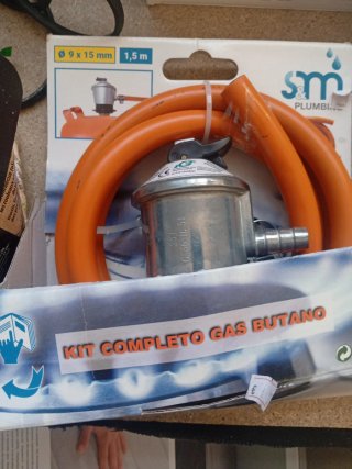 Kit regulador y manguera gas butano