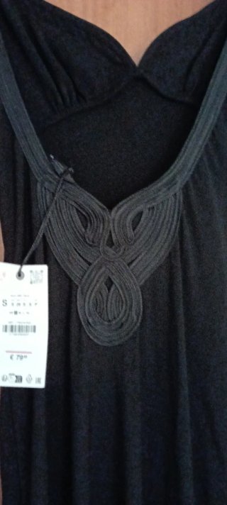 Vestido Largo de Fiesta Negro Zara nueva colección