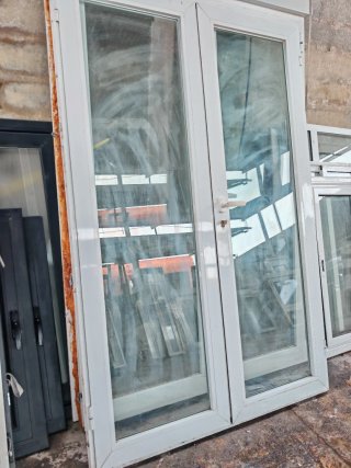 Balconera con cerradura 138x210 cm