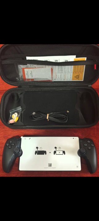 Portal Playstation Nuova + Custodia protettiva