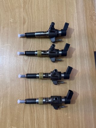 9674973080 4 Inyectores CITROEN 1.6 HDI 2011