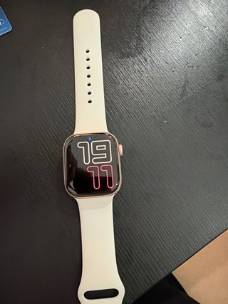 Apple Watch Series 11 rosa