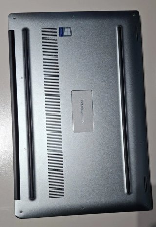 Portátil Dell Precision 5520