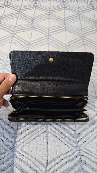 Monedero MB Gris con Cremallera Dorada