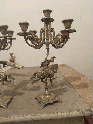 Reloj Antiguo y 2 Candelabros de Bronce