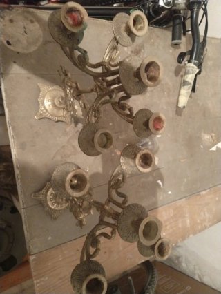 Reloj Antiguo y 2 Candelabros de Bronce