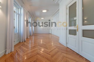 Piso en alquiler en Recoletos en Madrid