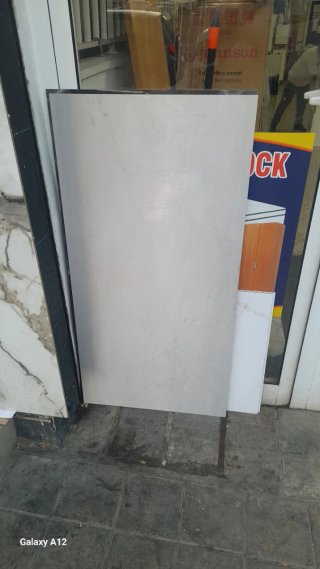 Azulejos con diseño mármol y oro