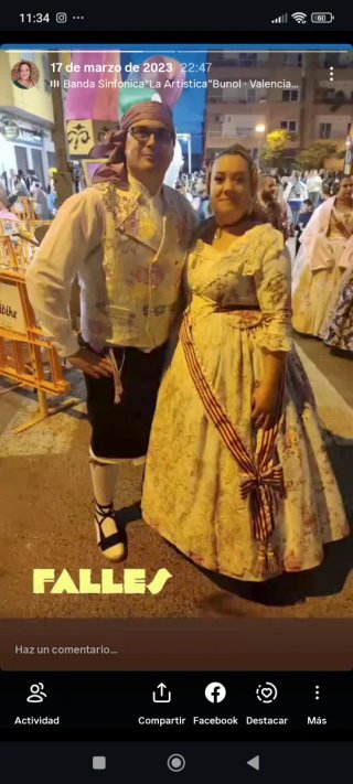 Traje de Fallera Talla 44-48 con Manteletas