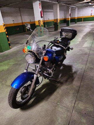 Moto Cruiser Azul
