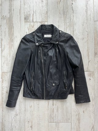 Chaqueta de Cuero Negra Indi & Cold