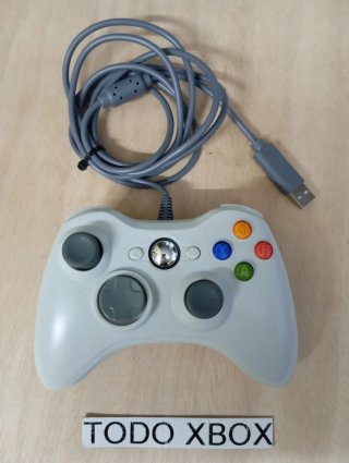 Controller Xbox 360 con cavo USB