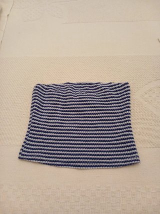Top de rayas azul y blanco