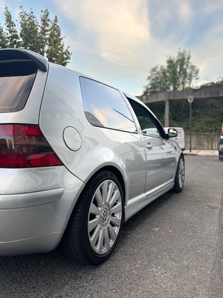Volkswagen Golf 2003