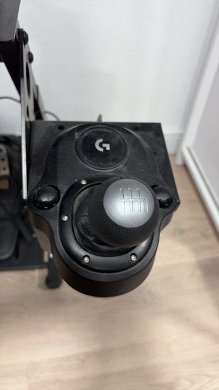 Volante Logitech PS con cambio y soporte