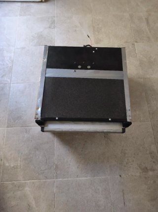 Peldaño eléctrico furgoneta Camper