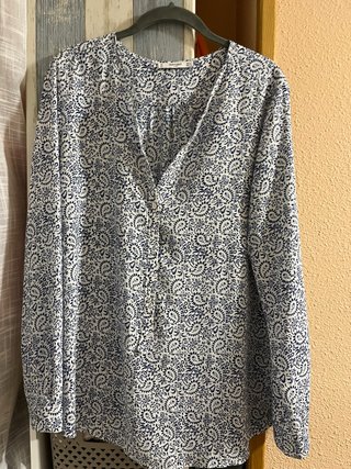 Blusa Mango Estampada Talla L