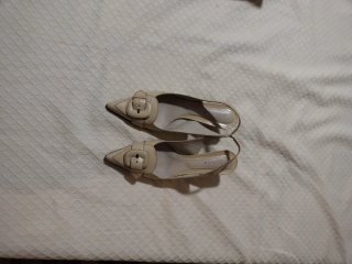 Zapato salón destalonado beige Acosta T40