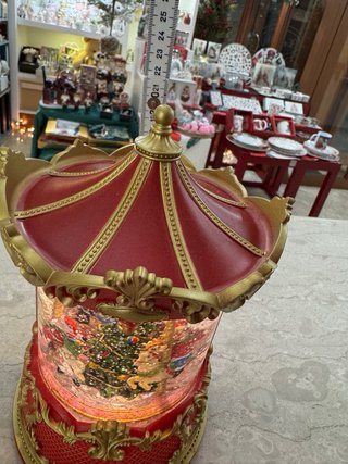 Carillon Hervit con giostra e luci