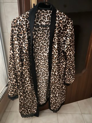 Vestaglia leopardata taglia unica