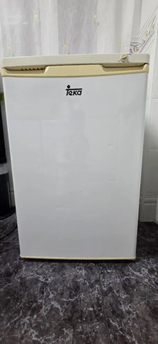 Congelatore verticale Teka