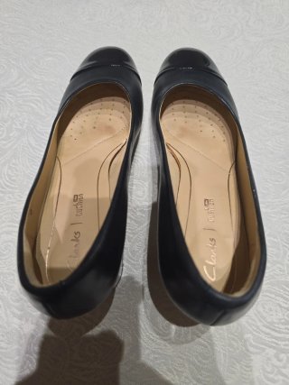 Zapatos de vestir Clarks negros