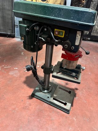 Taladro de columna Parkside PTB-16