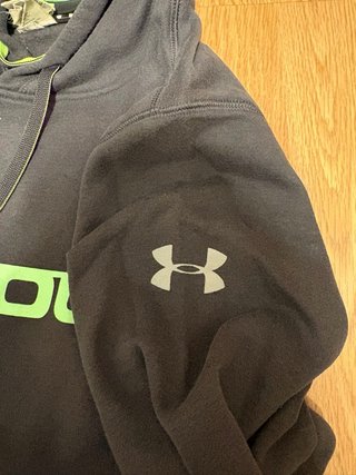 Sudadera Under Armour Negra y Verde