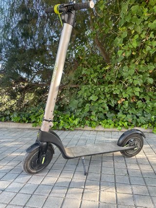Patinete eléctrico Bongo buen funcionamiento.