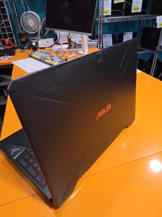 Asus Gaming i7 8750H GTX 1050 16GB RAM