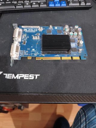 Tarjeta Gráfica NVIDIA GeForce FX 5200 Ultra AGP