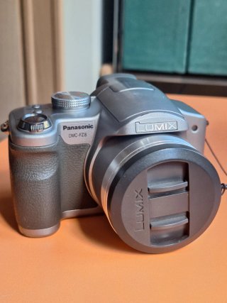 Fotocamera Panasonic Lumix DMC-FZ8